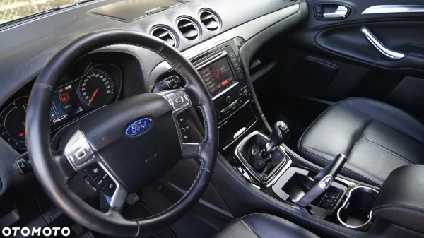 Ford S-Max 1.6 T Titanium - obrazek 3