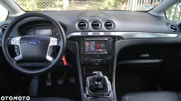 Ford S-Max 1.6 T Titanium - obrazek 4