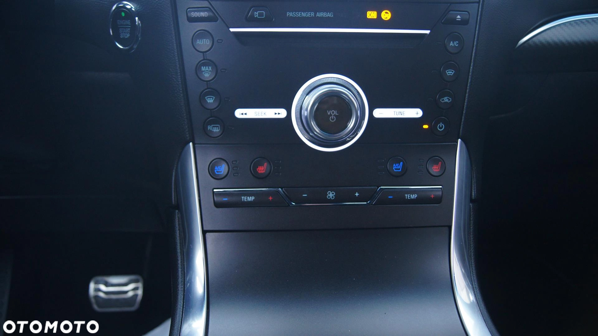 Ford Edge 2.0 EcoBlue Twin-Turbo 4WD ST-Line - obrazek 11