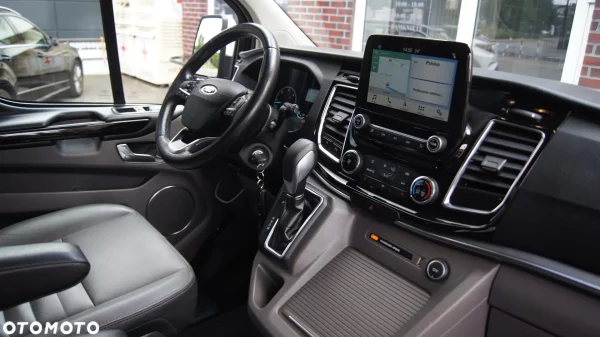 Ford Tourneo Custom 2.0 EcoBlue L1 Titanium SelectShift - obrazek 29