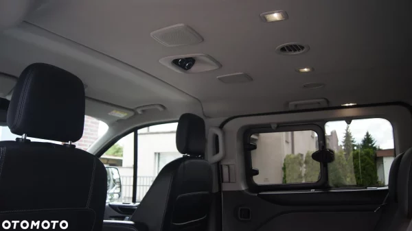 Ford Tourneo Custom 2.0 EcoBlue L1 Titanium SelectShift - obrazek 9