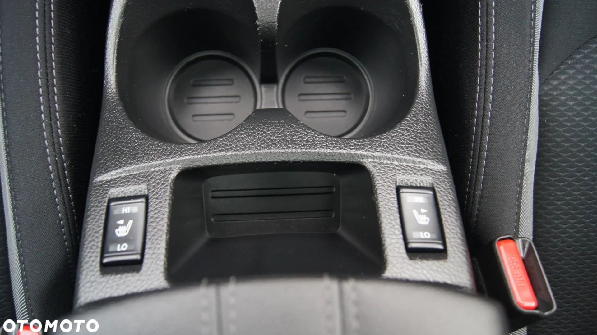 Nissan Qashqai 1.3 DIG-T Tekna DCT - obrazek 14