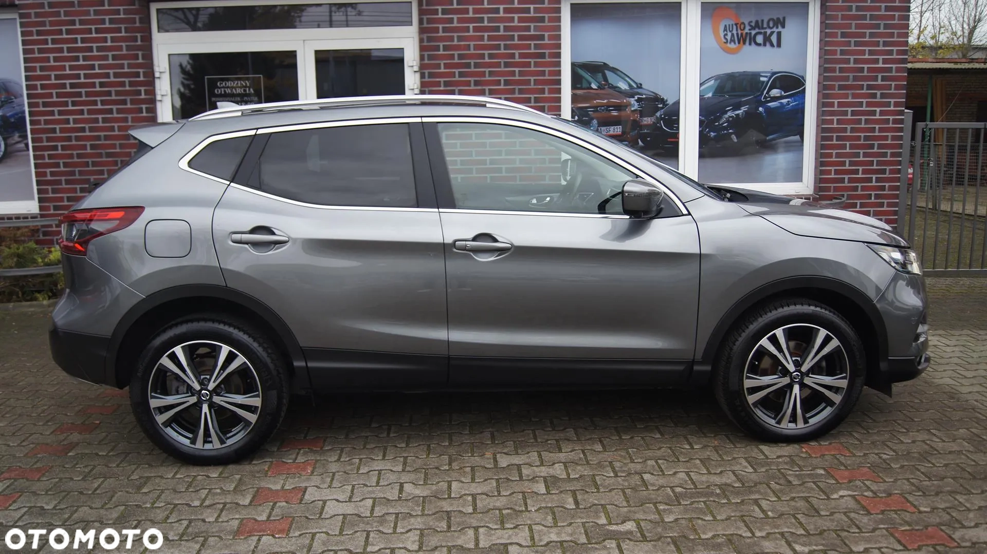 Nissan Qashqai 1.3 DIG-T Tekna DCT - obrazek 18