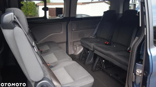 Ford Tourneo Custom 2.0 EcoBlue L1 Titanium SelectShift - 2020 - obrazek 3