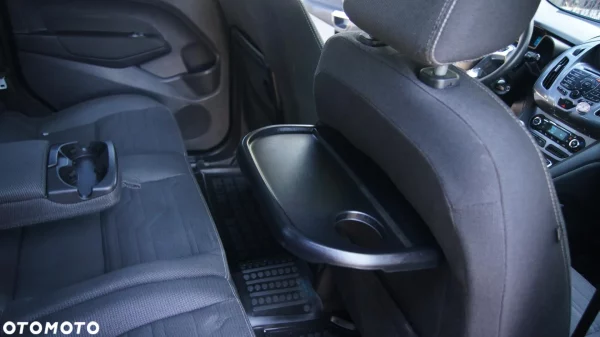 Ford Tourneo Connect 1.6 TDCi Titanium - obrazek 5
