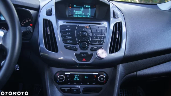 Ford Tourneo Connect 1.6 TDCi Titanium - obrazek 10