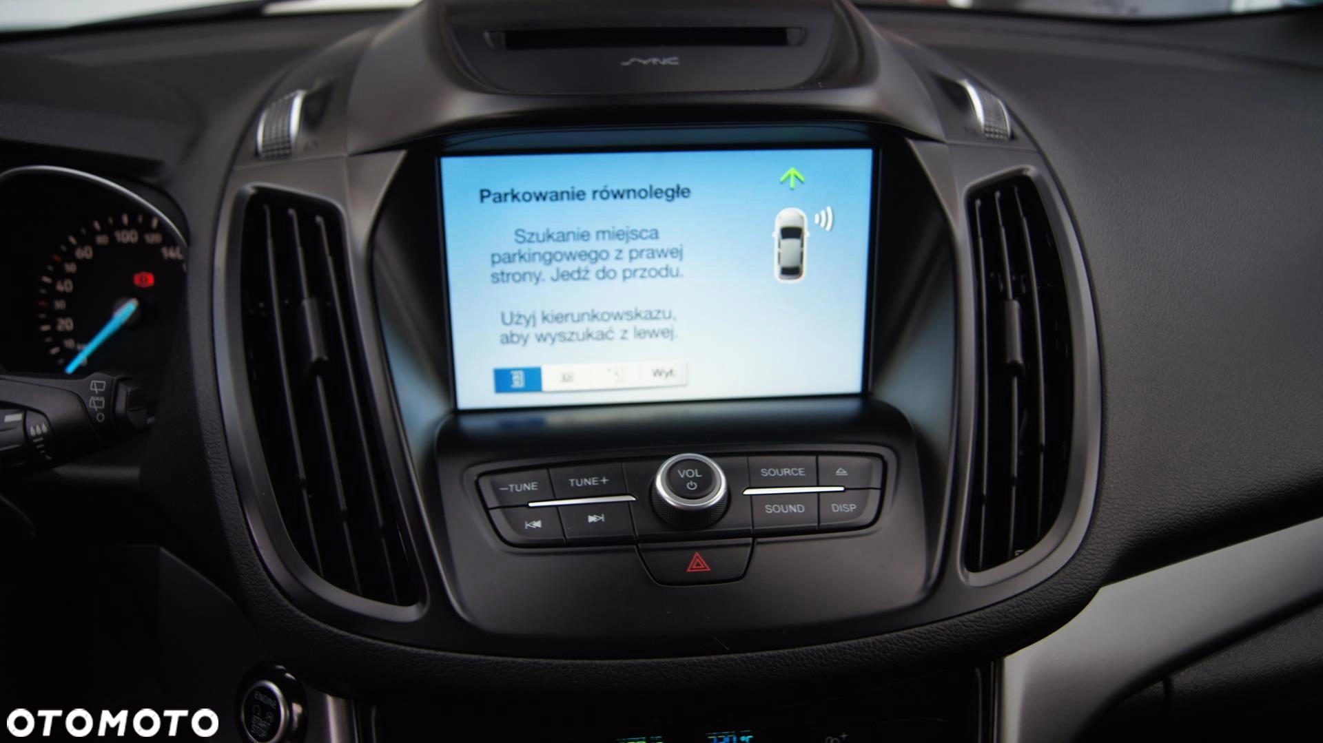 Ford Kuga 1.5 EcoBoost FWD Titanium ASS MMT6 - obrazek 10