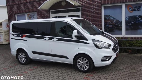 Ford Tourneo Custom 2.0 EcoBlue L1 Sport SelectShift - obrazek 16