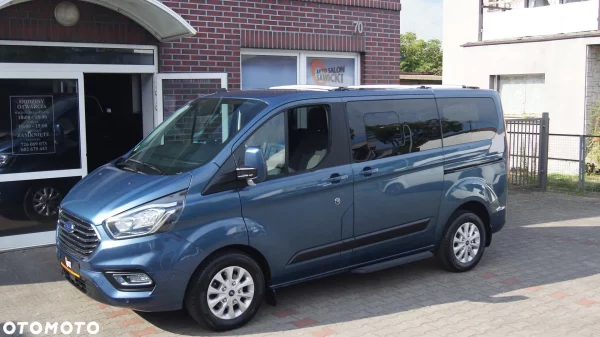 Ford Tourneo Custom 2.0 EcoBlue L1 Titanium SelectShift - 2020 - obrazek 19