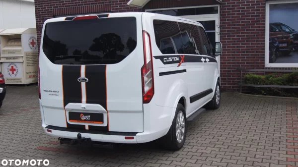 Ford Tourneo Custom 2.0 EcoBlue L1 Sport SelectShift - obrazek 19