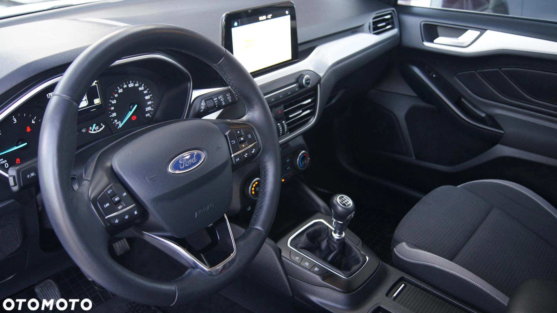 Ford Focus 1.5 EcoBlue Trend Edition Business - obrazek 9