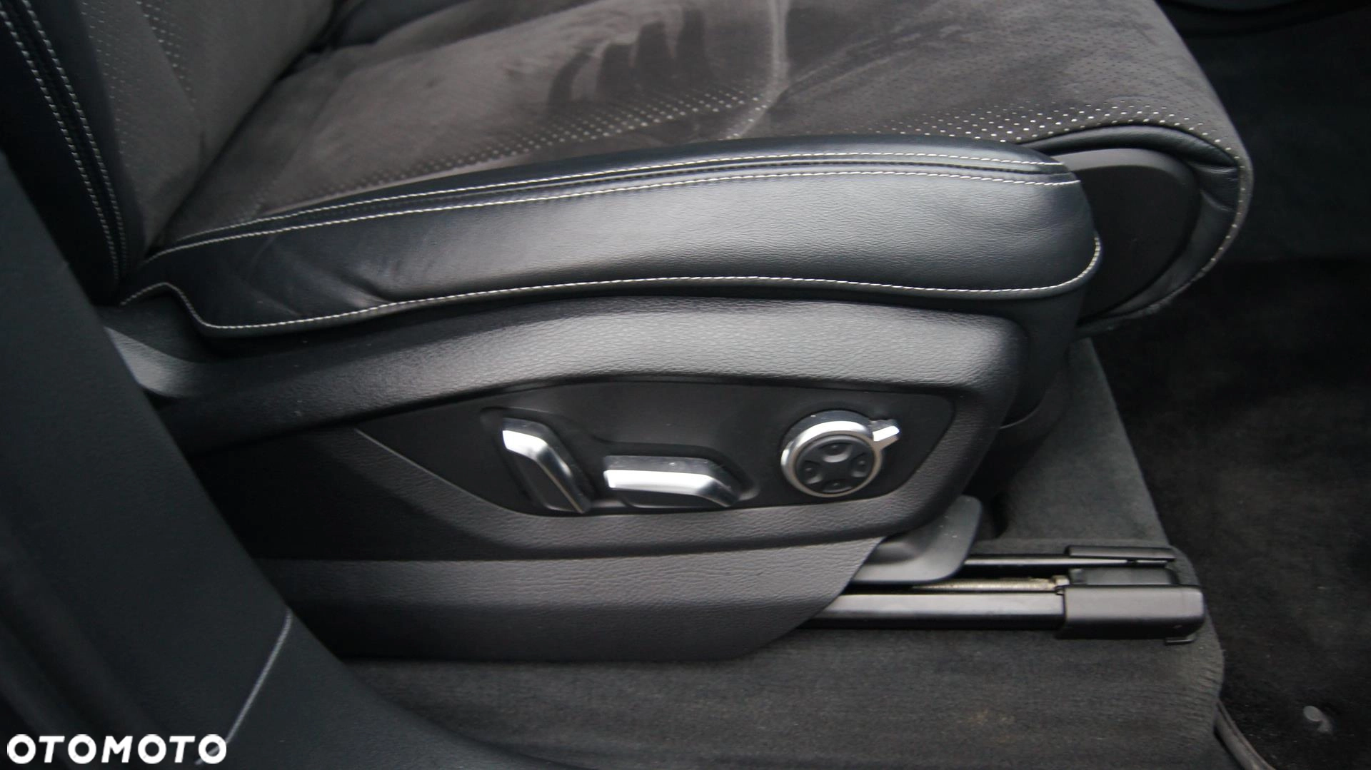 Audi Q7 3.0 TDI Quattro Tiptronic - obrazek 9