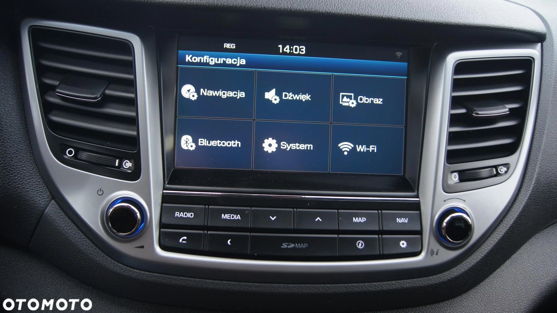 Hyundai Tucson 1.6 Turbo 4WD Premium - obrazek 15