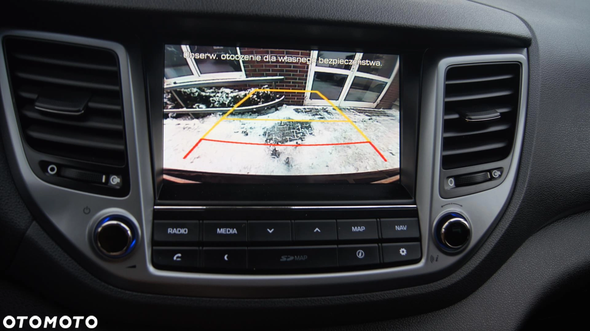 Hyundai Tucson 1.6 Turbo 4WD Premium - obrazek 18