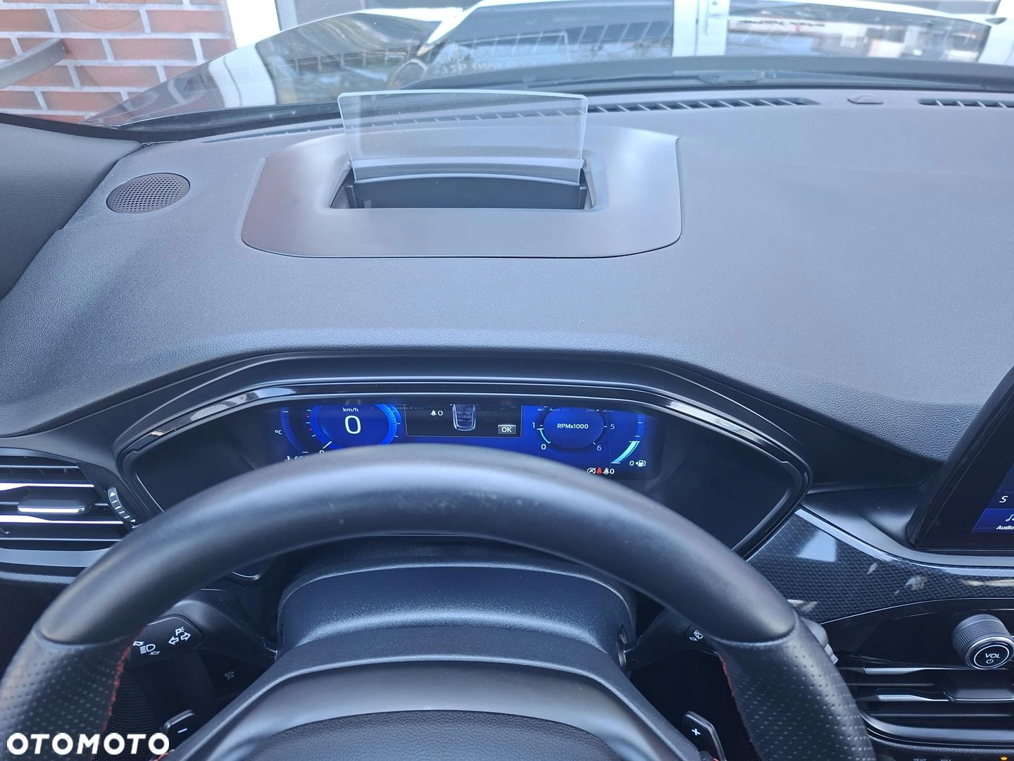 Ford Kuga 2.0 EcoBlue AWD ST-Line - obrazek 8