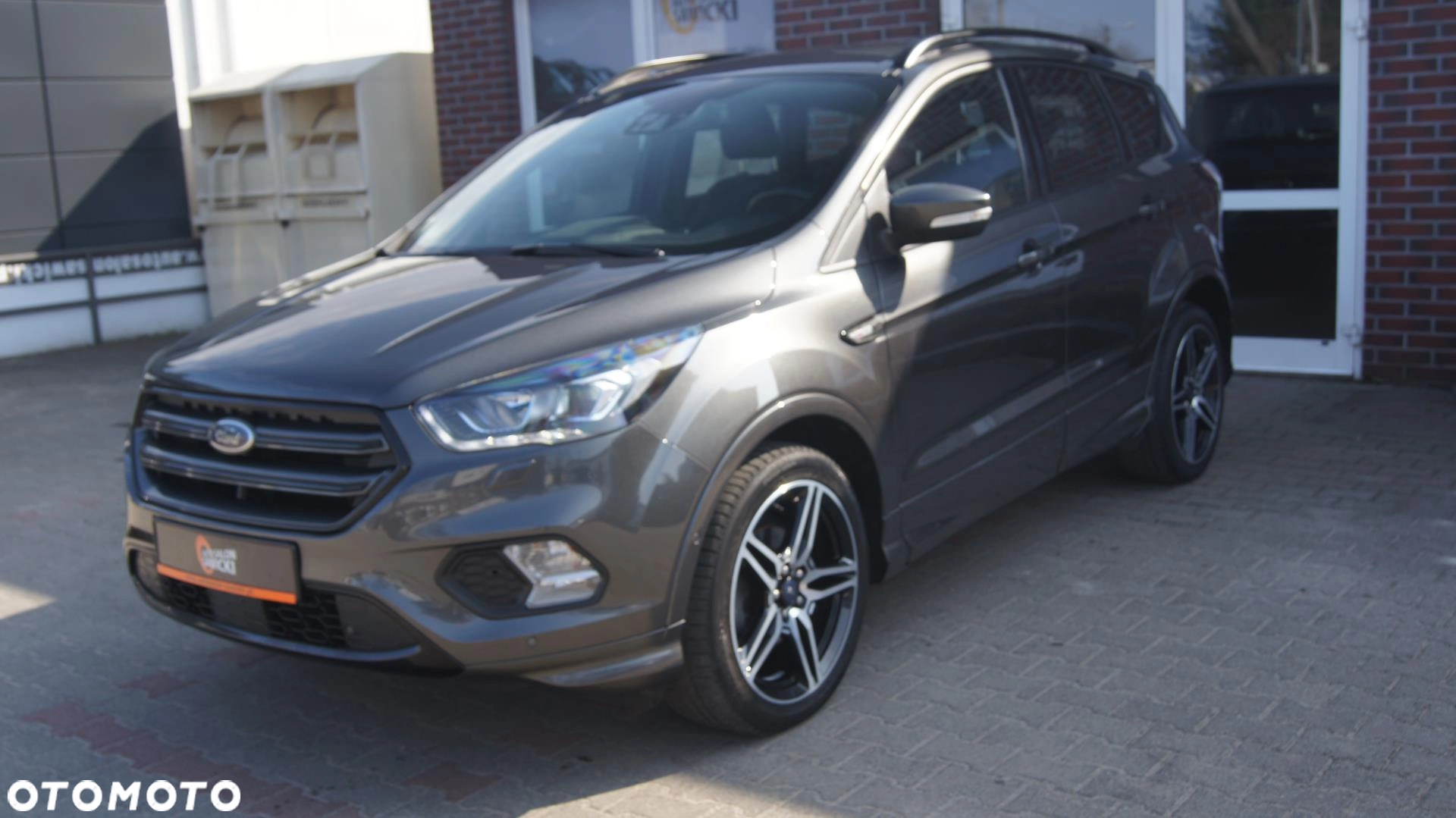 Ford Kuga 1.5 ST-Line - obrazek 19