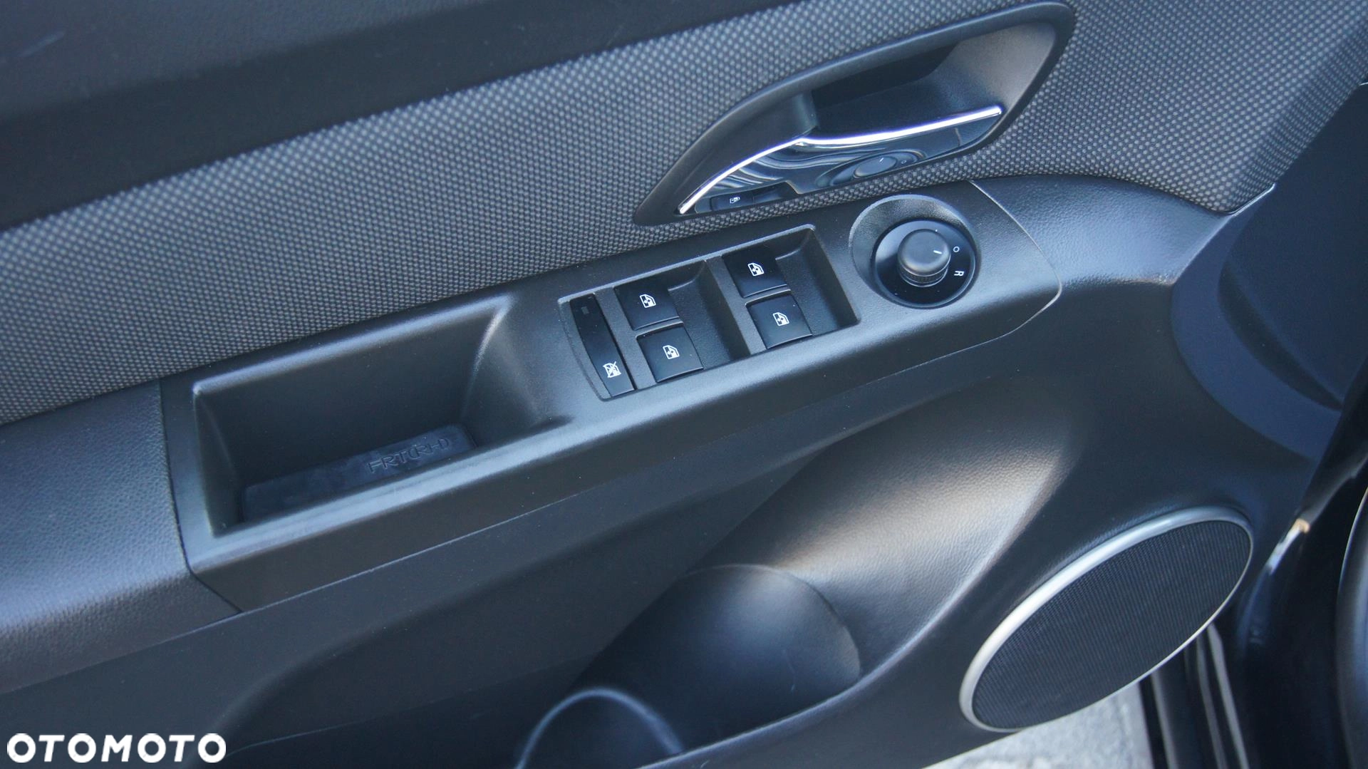 Chevrolet Cruze 2.0 D LTZ - obrazek 6